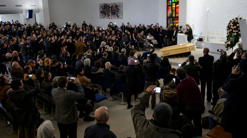 Aït Ahmed : émouvante cérémonie à Lausanne